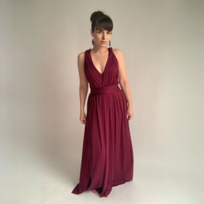 Dlouhé variabilní šaty Convertibles® NILPET® z kolekce Bohème, bordó