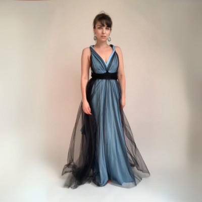 KOMPLET dlouhých tylových a variabilních šatů Convertibles®