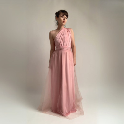 Komplet dlouhých variabilních šatů a tylové sukně