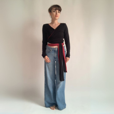 Variabilní oboustranný crop top s rukávy Convertibles® Tencel Longevita