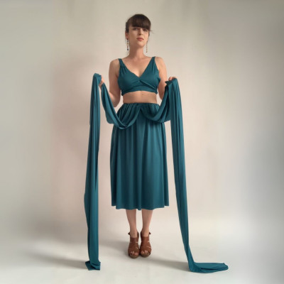 KOMPLET midi šatů Bohème a skryté podprsenky Convertibles® NILPET®