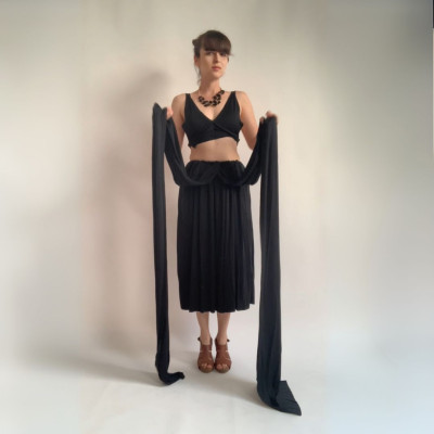 KOMPLET midi šatů Bohème a skryté podprsenky Convertibles® NILPET®