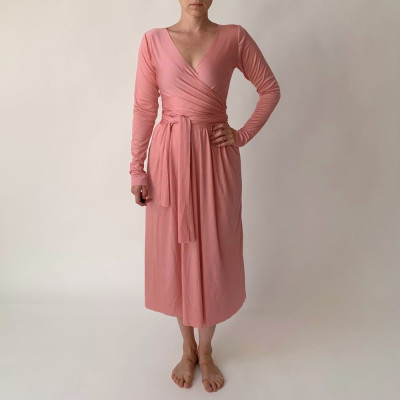 Variabilní šaty Convertibles® NILPLA® z kolekce Longevita s rukávy