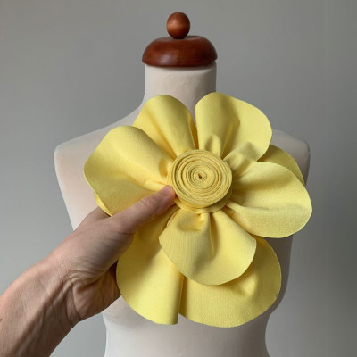 KOMPLET - velká květina + tylová sukně