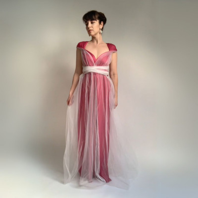 KOMPLET dlouhých tylových a variabilních šatů Convertibles®