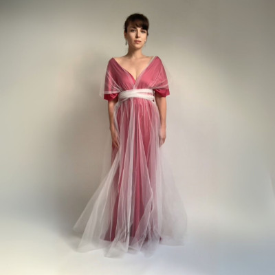 KOMPLET dlouhých tylových a variabilních šatů Convertibles®